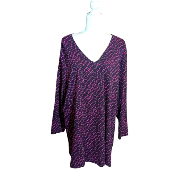 Ulla Popken Pink and Black Patterned Flowy Scoop Neck Tunic Knit Top Sz 24/26 - Picture 7 of 10